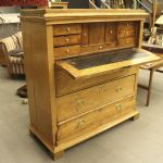 747 3339 CHEST OF DRAWERS